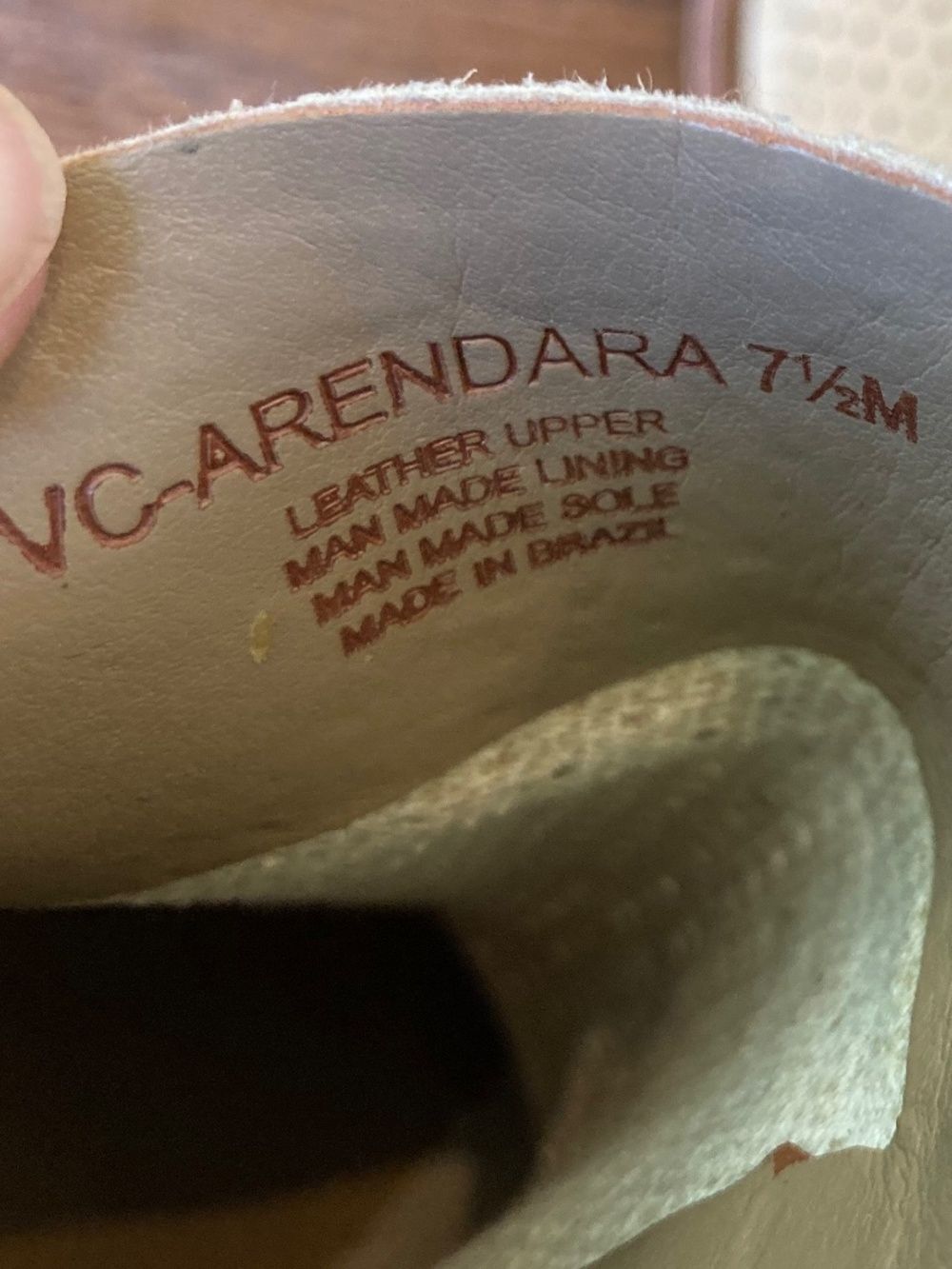 Vince Camuto Arendara Bootie Womens 7.5 Beige Ankle Suede Low Heel Perforated - Picture 7 of 7